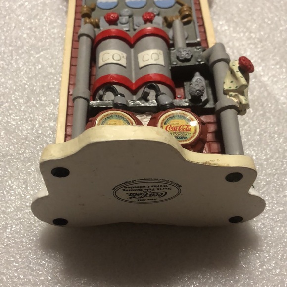 Vintage Coca Cola 1995 North Pole Bottling Works Collection - Picture 8 of 16